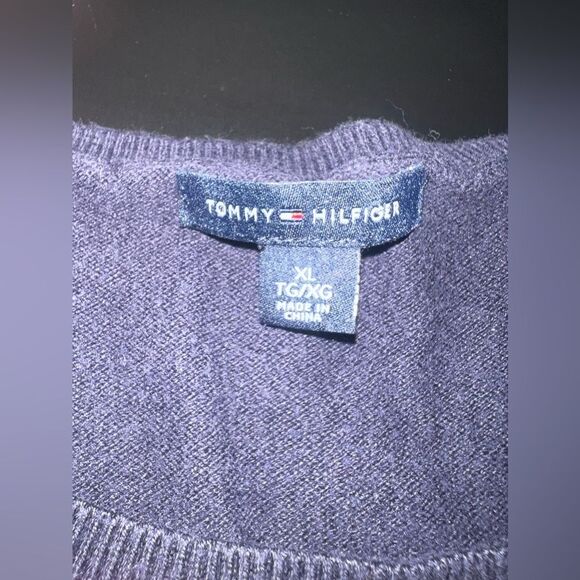 Tommy Hilfiger Vintage Style Chevron Print Sweater Size XL EUC - Picture 4 of 5